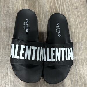 Valentino pool slide